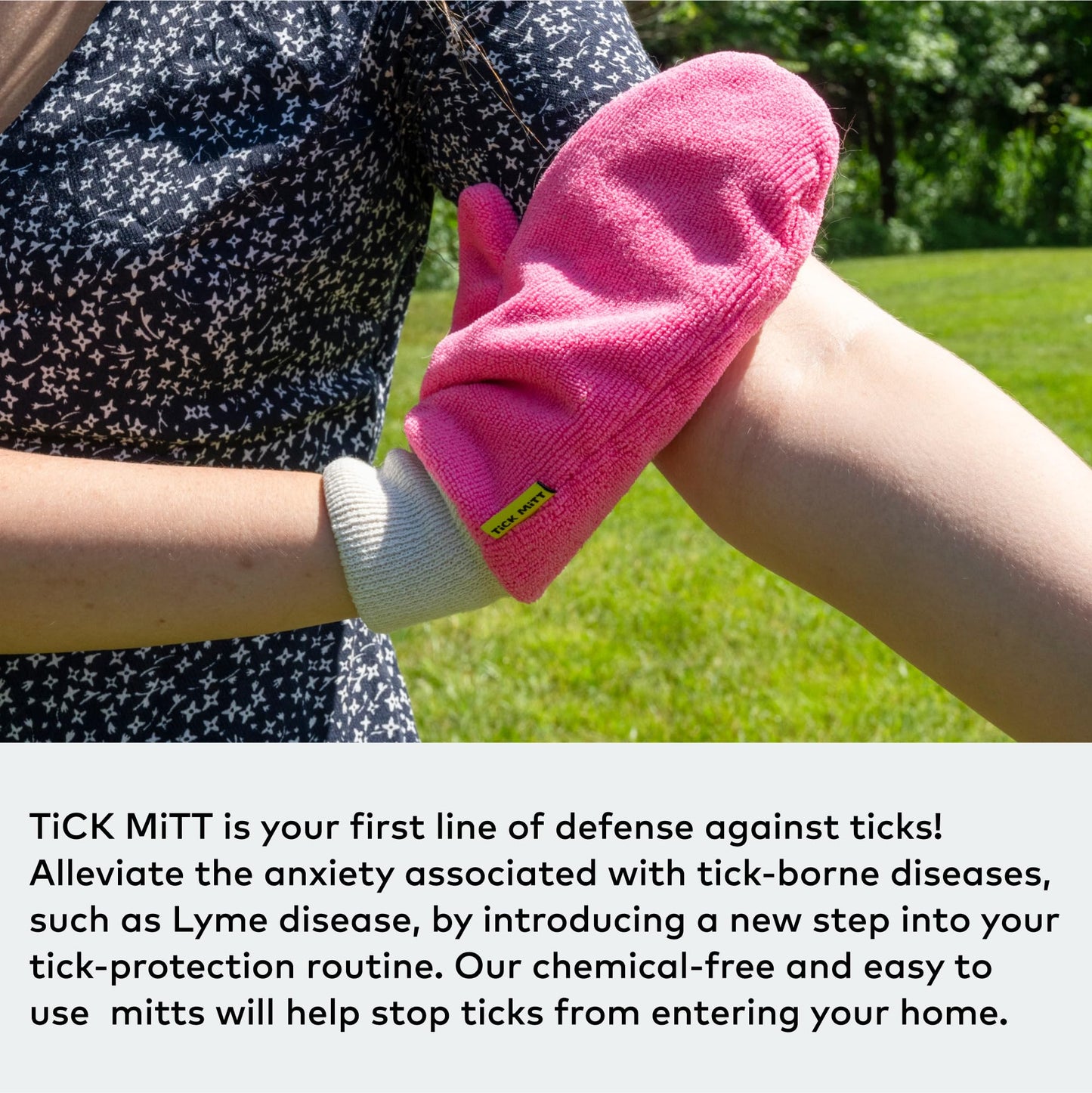 One Size Tick Remover Mitt