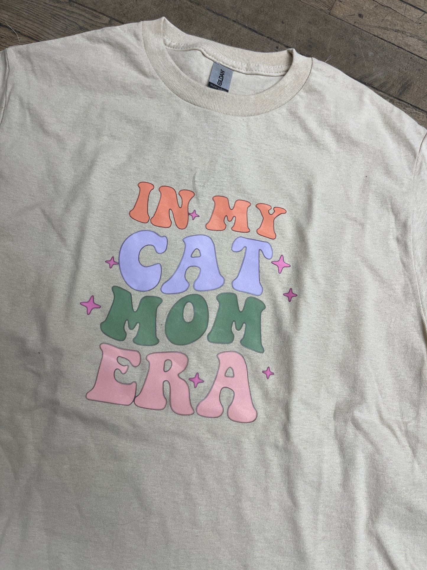 Cat Mom Era T Shirt - Tan