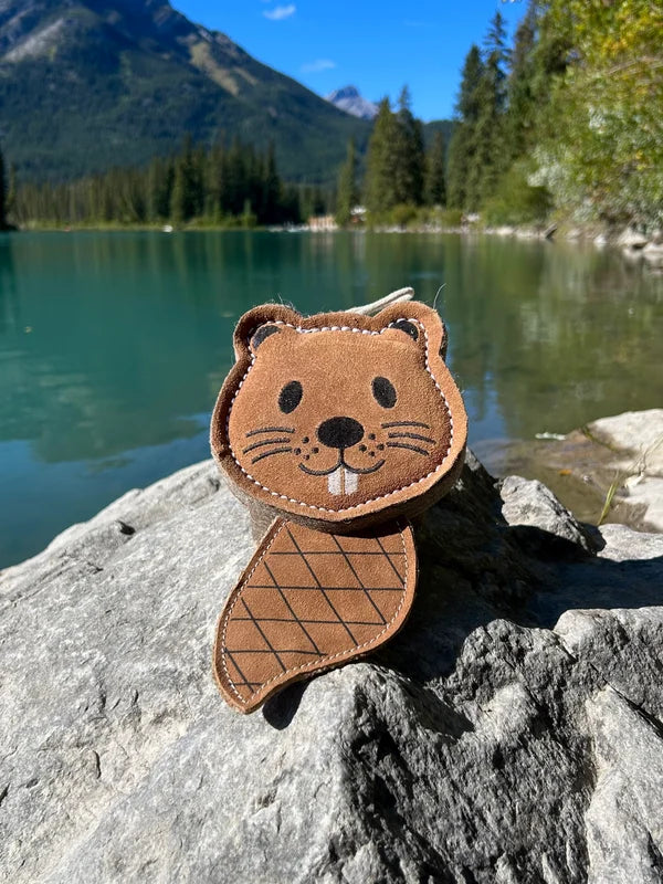 The Doghouse 🍁 Leather & Wool Beaver