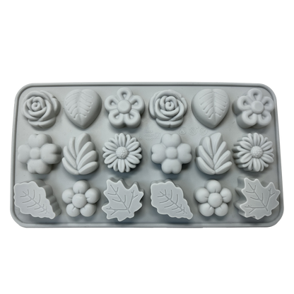 Big Country Raw 🍁Small Grey Silicone Treat Mold