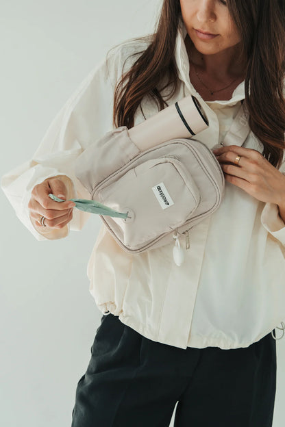 DexyPaws🍁 Buttercream Crossbody Bag