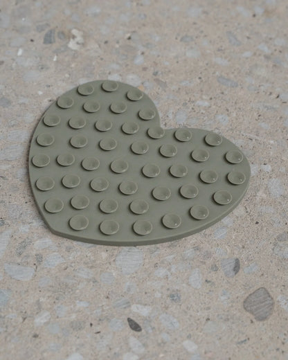 DexyPaws 🍁Khaki Green Heart Enrichment Lick Mat