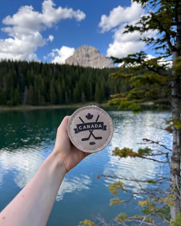 The Doghouse 🍁 Leather & Wool Puck
