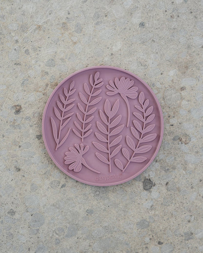 DexyPaws 🍁Blush Pink Circle Shapes and Leaves Lick Mat