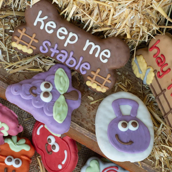 Bosco & Roxy's 🍁Keep Me Stable Horse Cookie