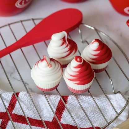 Cane-tastic Swirl Treat 🍁 Bosco & Roxy's Christmas