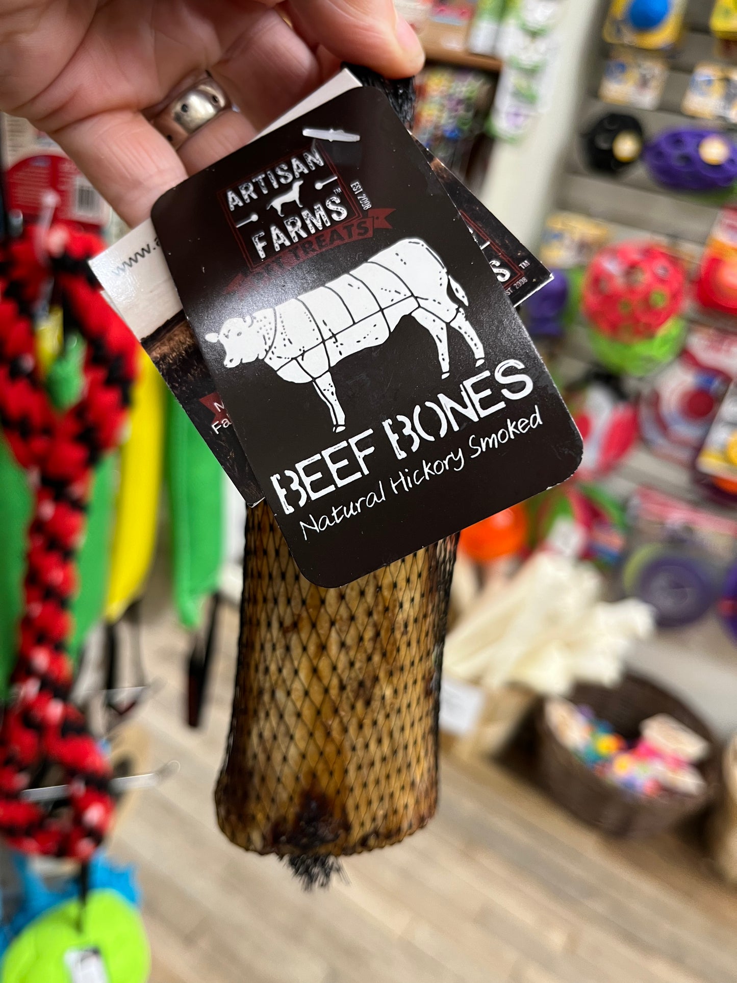 Artisan Farms 🍁Netted 5"-6" Smoked Marrow Bone Single