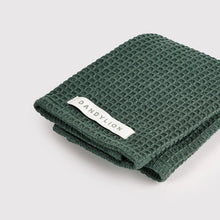 Dandylion  🍁  Green Paw Towel
