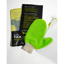 One Size Tick Remover Mitt